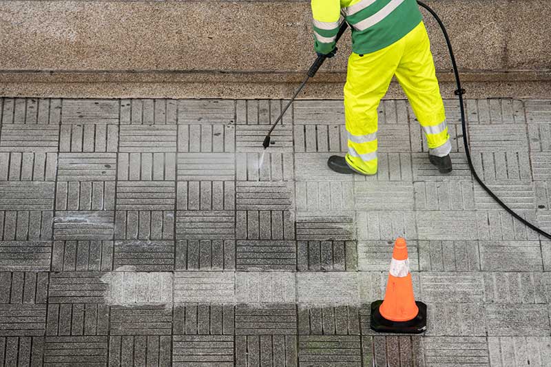 commercial pressure washing